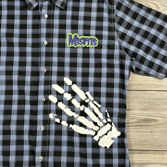 Vintage Y2K Misfits By Dragonfly Plaid Button Up Shirt - Picture 3 of 6